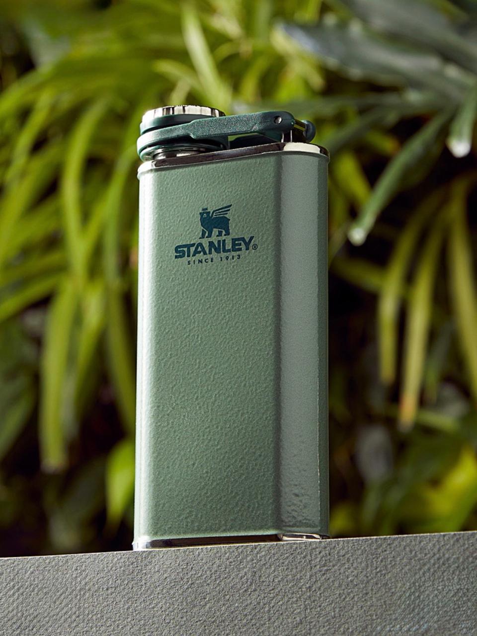 Stanley - Flask de 8oz. / Verde militar