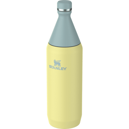 Stanley - Slim Bottle de 34 oz. / Amarillo con azul