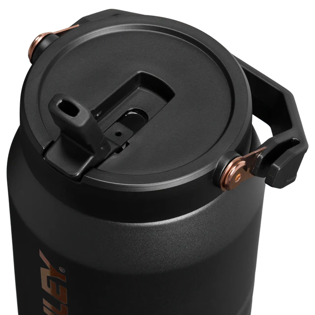 Stanley - Iceflow Bottle Flip Straw de 64 oz. / Messi Black